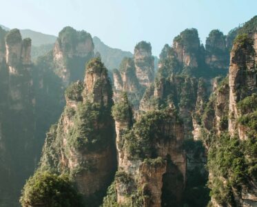 GRAN VIAJE A CHINA INCLUYENDO EL PARQUE FORESTAL NACIONAL DE ZHANGJIAJIE, QUE SIRVIERON DE INSPIRACIÓN PARA LAS MONTAÑAS ALELUYA DE LA PELÍCULA «AVATAR´´ CON SAMAR MAGIC TOURS