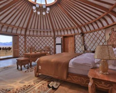 GRAN VIAJE A MONGOLIA EN LUJO CON DOS VUELOS INCLUIDOS AL DESIERTO DE GOBI Y A MONGOLIA CENTRAL CON SAMAR MAGIC TOURS